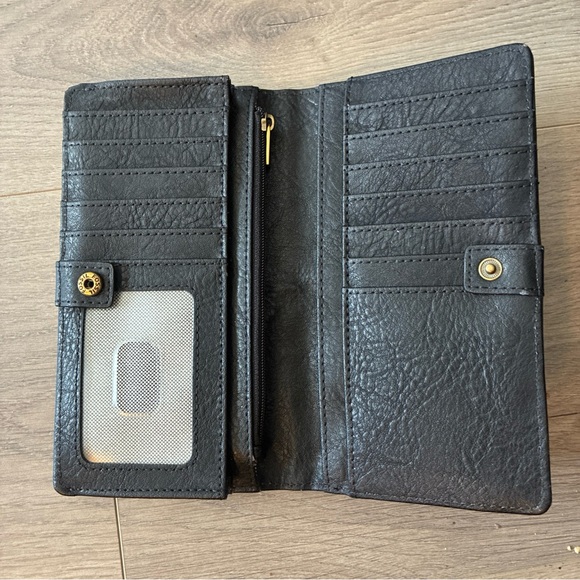 Fossil Black Wallet with Gold Zipper - Picture 5 of 7